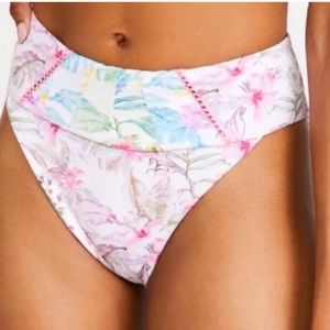 🩷NWT LoveShackFancy x Hurley Reversible Hibiscus bathing suit bottoms